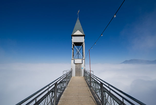 Illustration for article titled Ride an Outdoor Elevator to a Walkway in the Sky